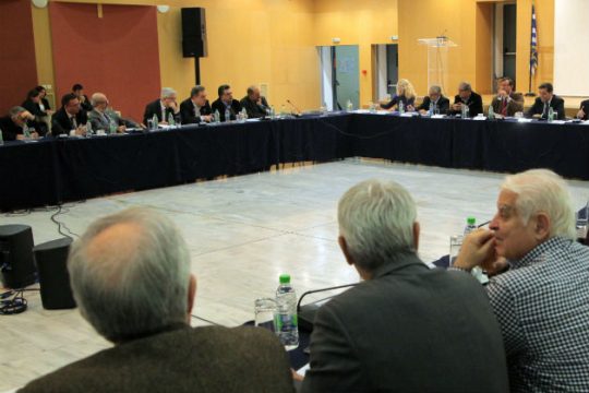 Αντίθετοι οι εργολήπτες