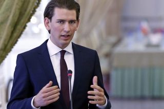 Να μείνουν Ελλάδα