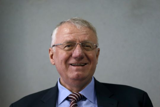 Αθώο εγκλημάτων πολέμου έκρινε η Χάγη τον Σέρβο Σέσελι