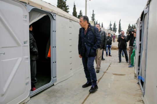 Στα Διαβατά ο Στ. Θεοδωράκης