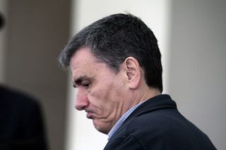 Τορπίλη από το ΔΝΤ για το φορολογικό