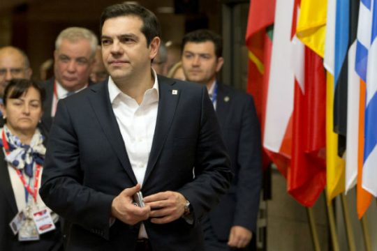 Μείωση προσφυγικών ροών με τρία «φίλτρα»