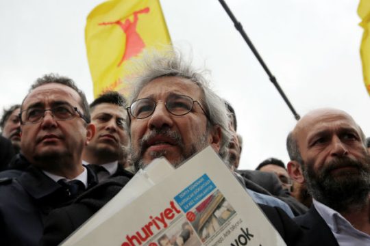 Κεκλεισμένων των θυρών η δίκη των δημοσιογράφων της «Τζουμχουριέτ»