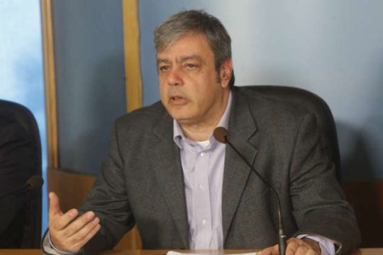Ο Βερναρδάκης προχωρά σε… ψηφιακό απολογισμό του έργου του