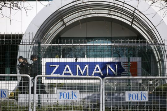 Η ελευθεροτυπία αιμορραγεί, η  Ευρώπη σιγεί