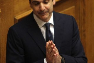 Κάλπη-κο φλερτ με την ομογένεια