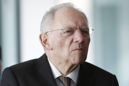 …Η γερμανική κυβέρνηση όμως την βλέπει έως το Πάσχα