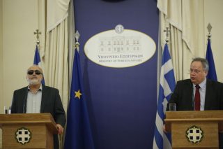 Ο ηλεκτρονικός «πρόξενος»