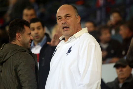Άρση περιοριστικών όρων ζήτησε ο Αχιλλέας Μπέος