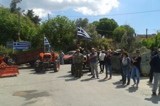 Τρακτέρ Vs κοντέινερ