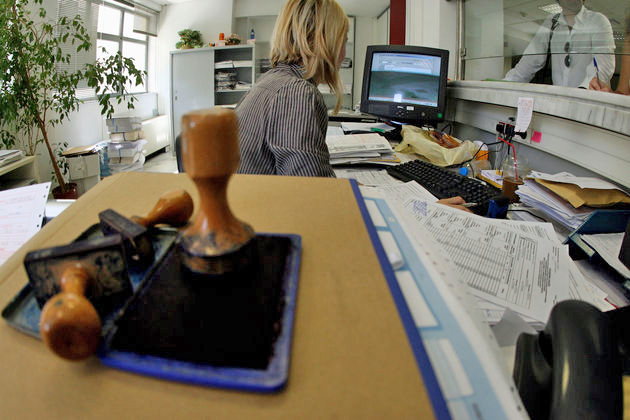 «Πράσινο φως» για 4.000 προσλήψεις στο Δημόσιο
