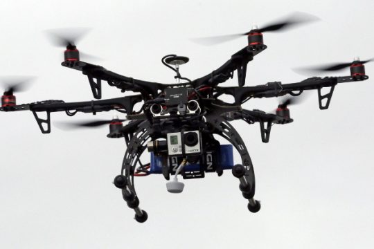 Θα «σκανάρουν» με drones τη Μεσόγειο για πρόσφυγες