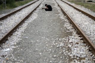 Κλειστές γραμμές και τερατολογίες
