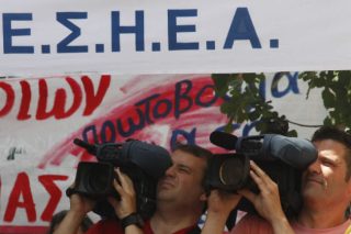 «Ρολά» στα ΜΜΕ