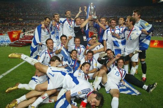 Αποθεώνεται 12 χρόνια μετά