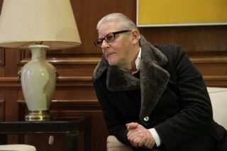 «Αυλαία» για Φαμπρ και επισήμως από το υπουργείο