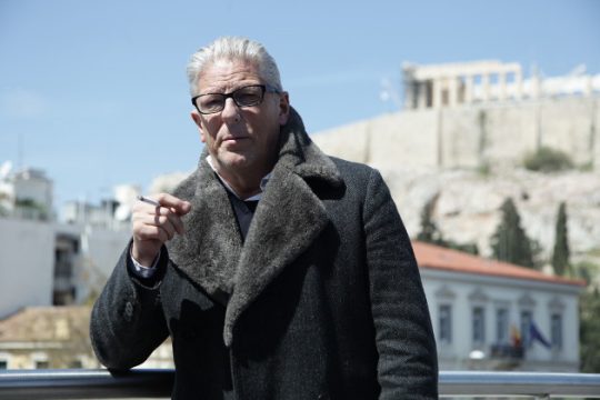 «Γιατί δεν είχατε την ευπρέπεια να έρθετε απευθείας σε μένα;»