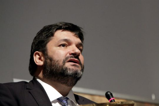 Είναι σκληρός και τον λένε Γαρουφαήλ