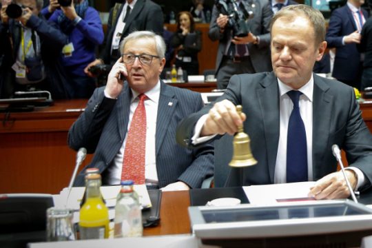Αναλαμβάνει δράση για Eurogroup ο Γιούνκερ