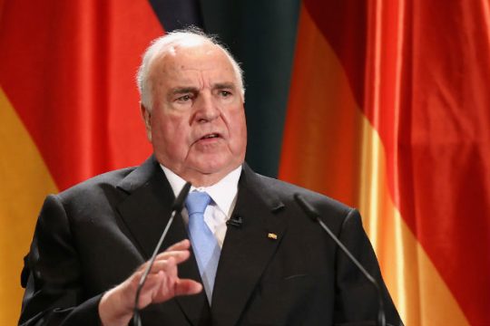 Κριτική του Κολ στην Μέρκελ για το προσφυγικό