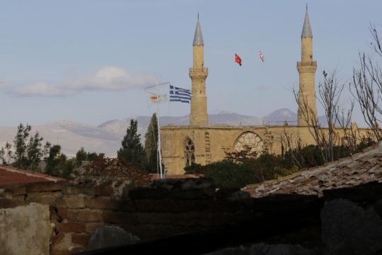 Κατέρρευσε η τουρκοκυπριακή κυβέρνηση