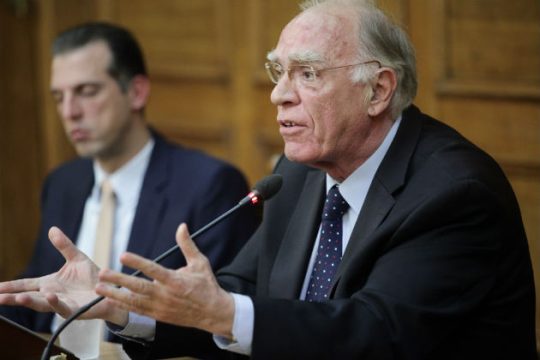 Σύγκληση συμβουλίου πολιτικών αρχηγών ζητάει ο Λεβέντης