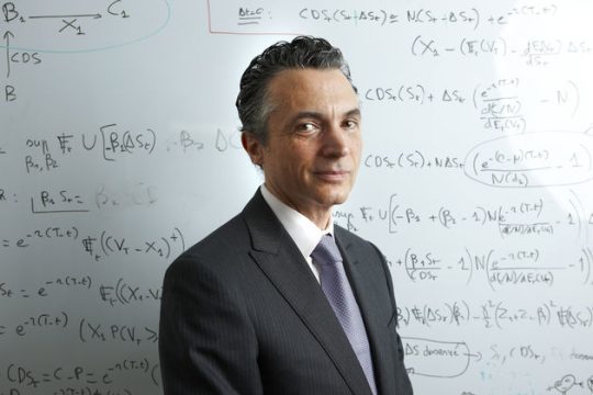 «Το ΔΝΤ με τη λιτότητα ελέγχει τους λαούς και αψηφά τη δημοκρατία»