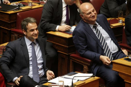 Ομόφωνη η αποφάσιση για εξεταστική σε δάνεια κομμάτων – ΜΜΕ