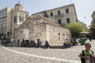 Το μοναστήρι έγινε μοναστηράκι