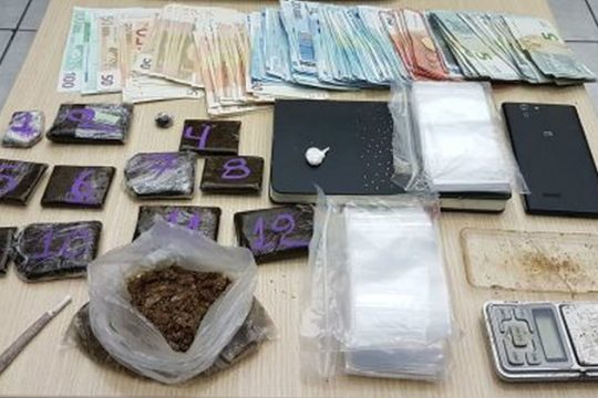 Ναρκωτικές ουσίες σε πλοίο στον Πειραιά