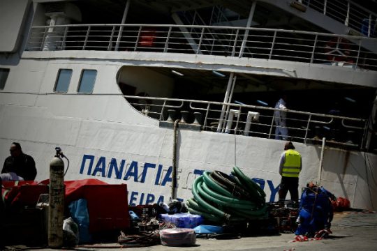Σφραγίστηκε το «Παναγία Τήνου», από βδομάδα η απάντληση υδάτων