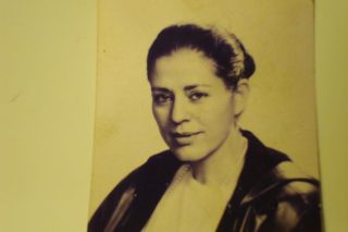 Προσπάθησα να γίνω άνθρωπος για να μπορέσω να γίνω κομμουνίστρια