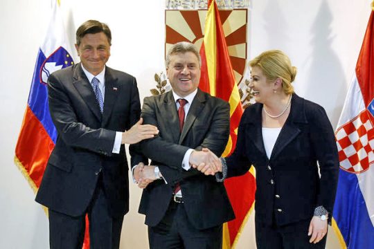 Μια… χάρη που άναψε φωτιές