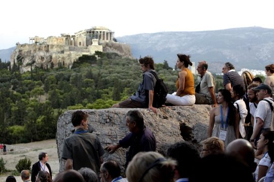 Κοινωνία και αρχαίοι αισυμνήτες