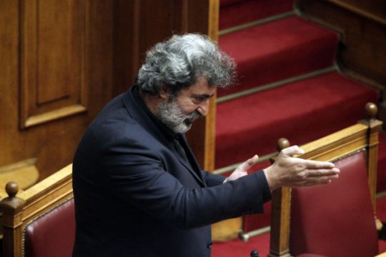 Παραιτήσεις στο ΚΕΕΛΠΝΟ μέσω facebook ζητάει ο Πολάκης