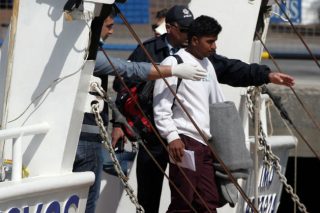Γυρίζετε στην Τουρκία που είναι ασφαλής χώρα!