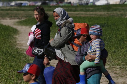 Τα επεισόδια τρομοκράτησαν τους πρόσφυγες