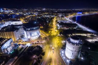 Τα κτίρια, οι άνθρωποι, οι ιστορίες