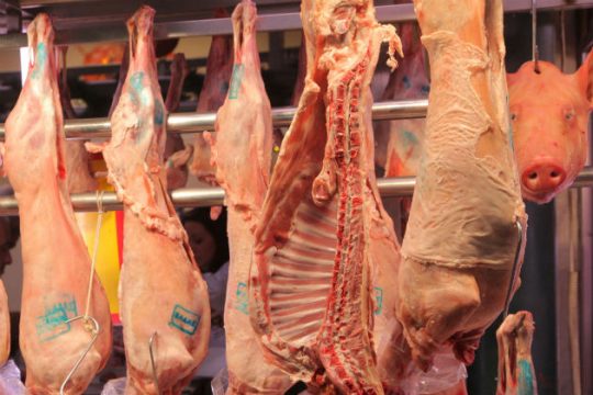 Σύσκεψη στον Πειραιά για τους ελέγχους στην αγορά ενόψει Πάσχα