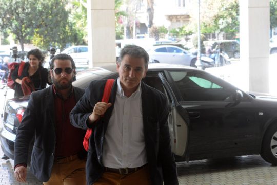 Κουβέντα για τα Wikileaks στην πρώτη επαφή