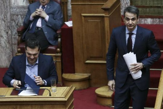 Η Βουλή, οι ντελάληδες του φόβου και το ξέφραγο αμπέλι