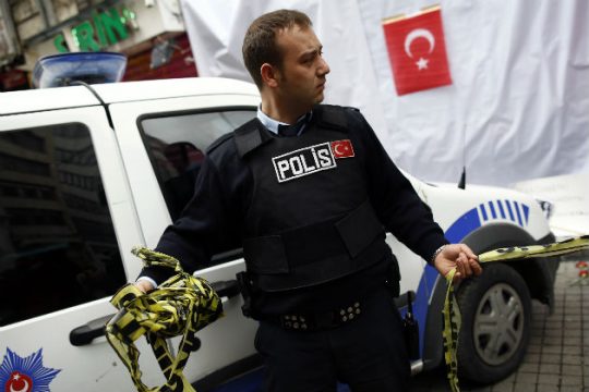 Βομβιστική επίθεση στο Νουσάιμπιν