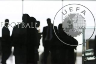 Εφοδος στα γραφεία της UEFA!