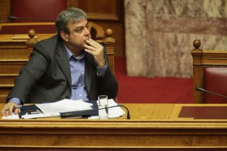 Δύο καλοί βαθμοί ίσον προαγωγή