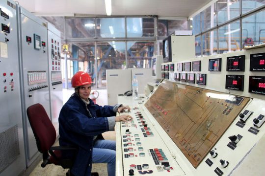Ακέφαλη λόγω «εξυγίανσης» η ΕΒΖ