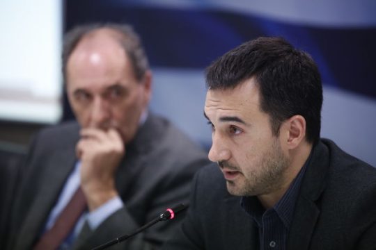 Στον υφ. Οικονομίας η διαχείριση κονδυλίων για τους πρόσφυγες