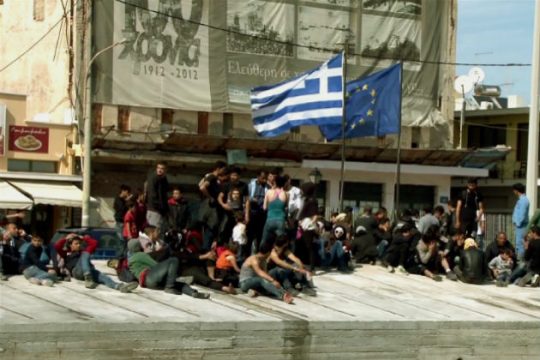 Ξεχωριστές συγκεντρώσεις για το προσφυγικό στη Χίο
