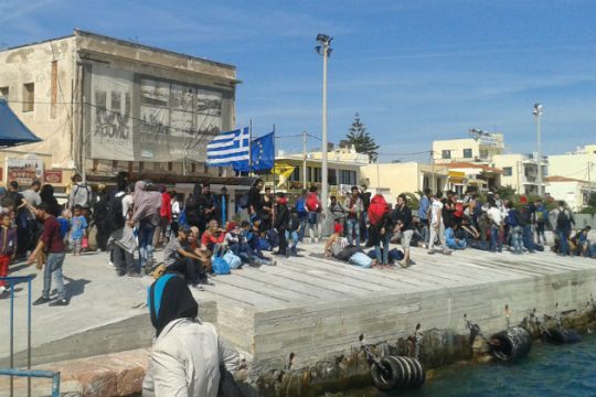 Δώδεκα χιλιόμετρα μακριά από τη ΒΙΑΛ και εν αναμονή στο λιμάνι της Χίου