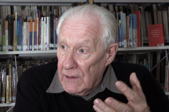 «Υπάρχει αφύπνιση της Ιστορίας, αλλά όχι αφύπνιση της πολιτικής»
