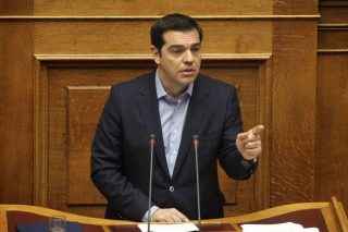 Πρώτα το ασφαλιστικό, μετά επίθεση στο ΔΝΤ